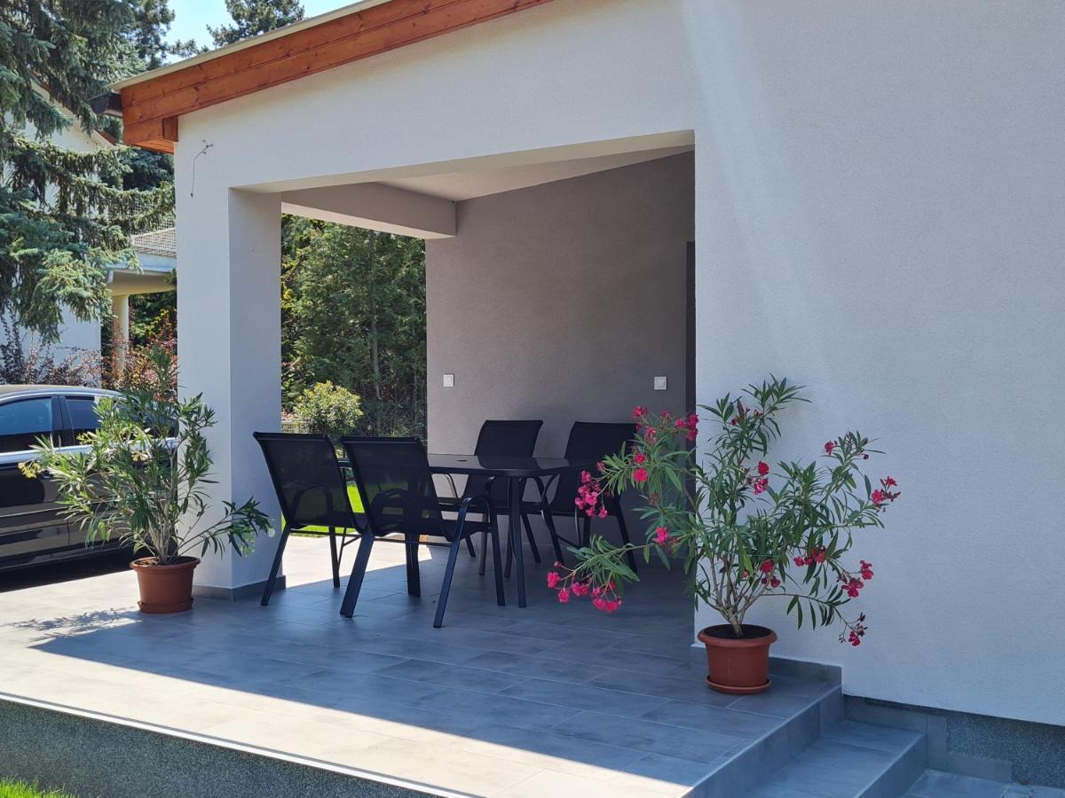 Siofok Sophia Apartman Exteriör bild